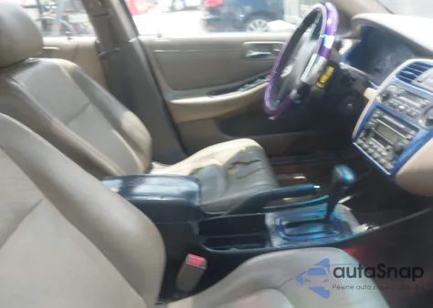 2002 Honda Accord 3.0 Ex из США, поврежденный, VIN 1HGCG16502A061719